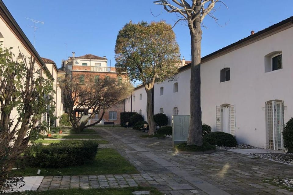 Ca degli Archi 2 · Elegant &amp; quiet apt  close to train station Apartment in Venice