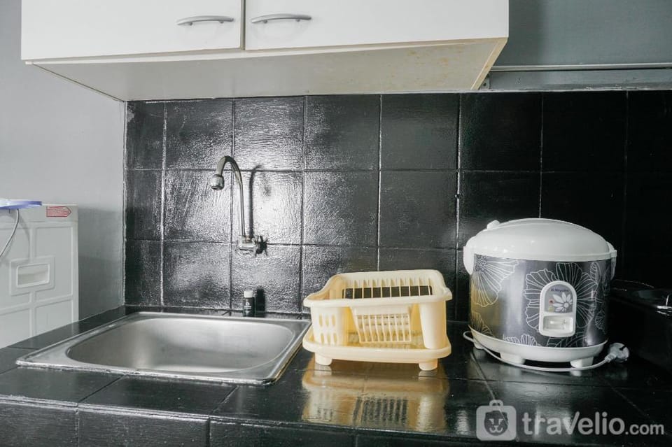 Warm Studio at Belmont Residence Puri By Travelio Apartment in Jakarta
