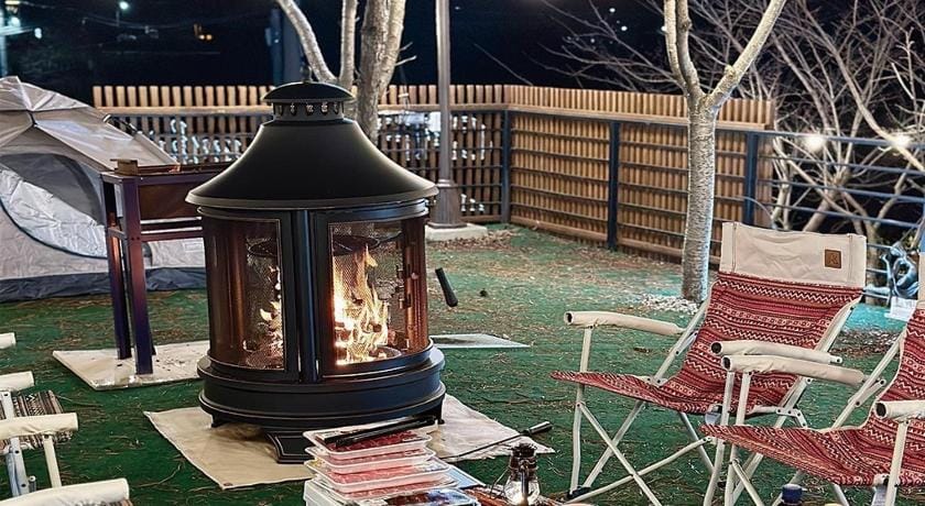 White pension Bed and Breakfast in Gyeonggi-do