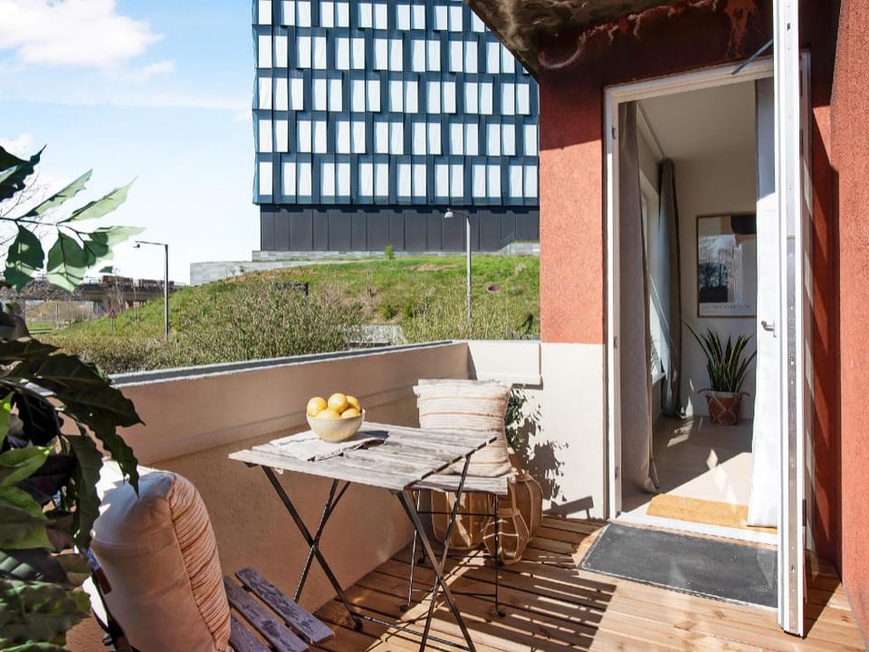 Sanders Nordre Digevej - Charming 3-bedroom Apartment with Shared Garden Apartment in Copenhagen