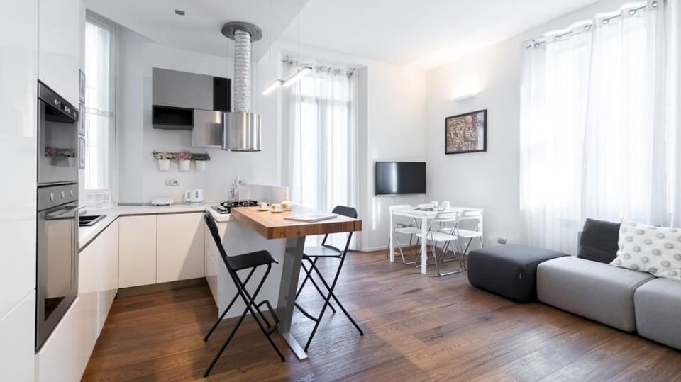 Italianway - Nazario Sauro 5 Apartment in Milan