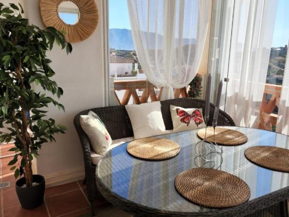 Seaviews gateaway Apartment in Sitio de Calahonda