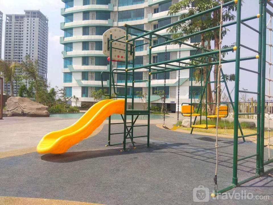 Stunning 1BR at Grand Kamala Lagoon By Travelio Apartment in West Java