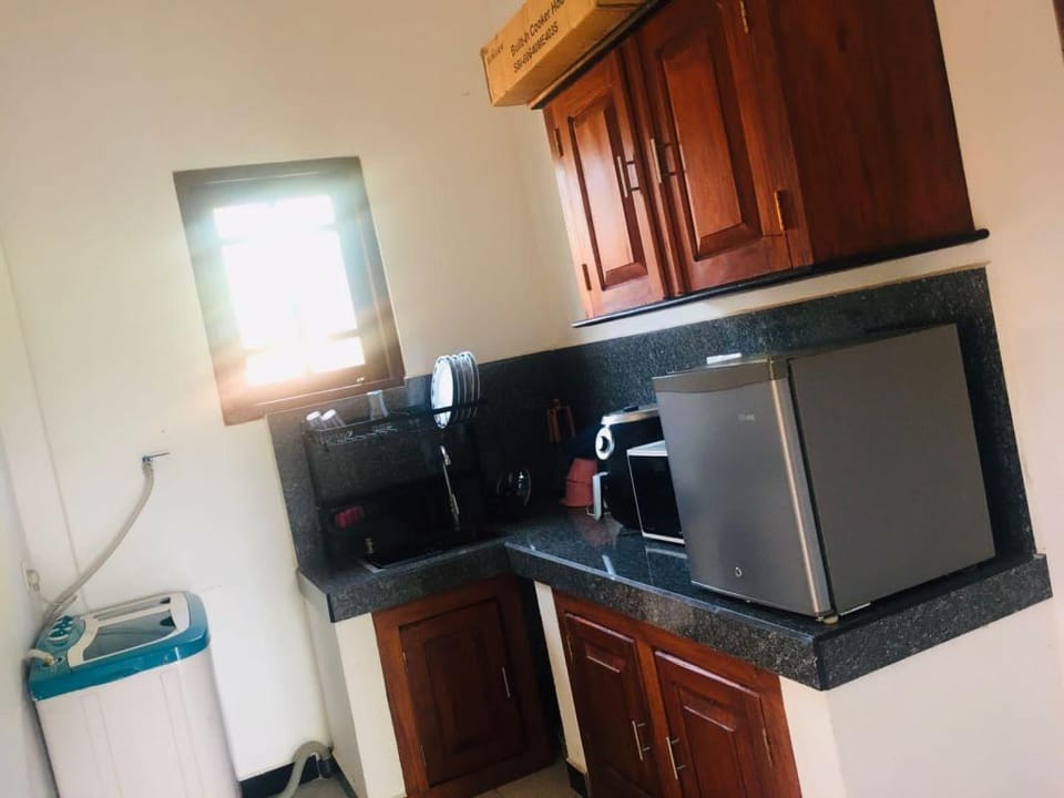 Sathis guesthouse  Villa in Southern Province