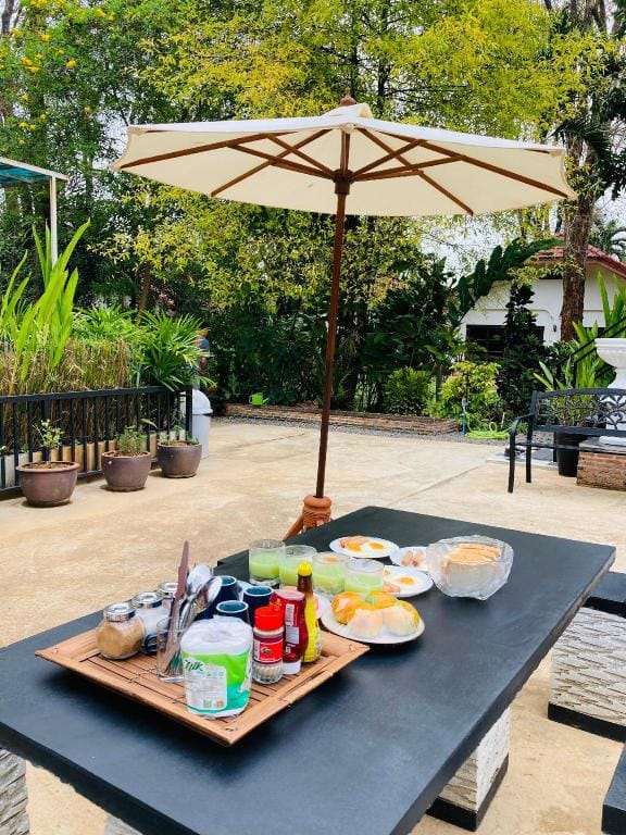 Lemoon house khao yai  Vacation rental in Laos