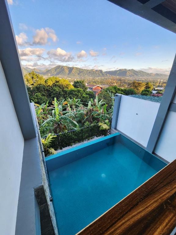 MT. VIEW POOL AND LOUNGE Vacation rental in Quezon City