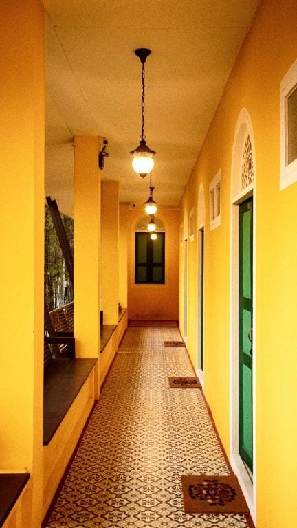 Stay at Baanthongjaya 1 Chiangmai Hotel Apartment in Thailand