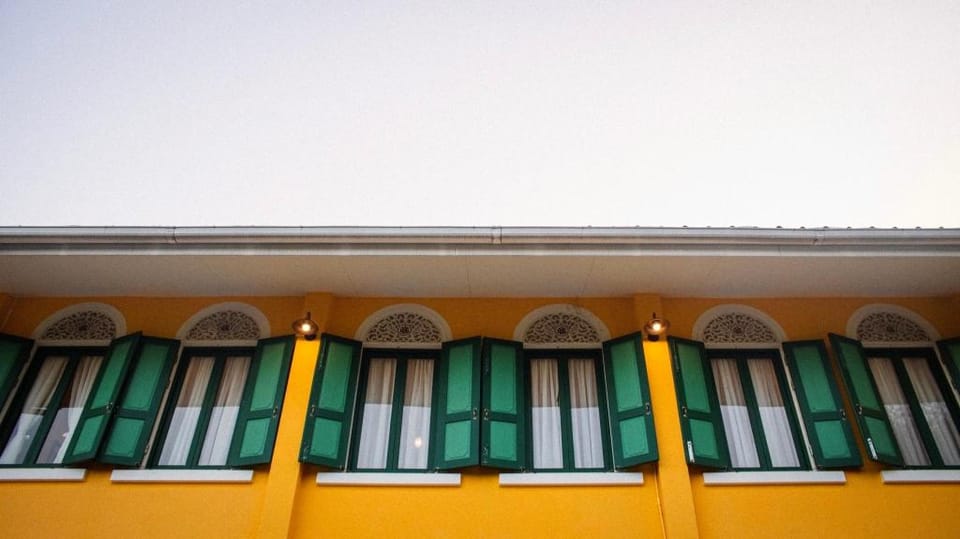 Stay at Baanthongjaya 1 Chiangmai Hotel Apartment in Thailand