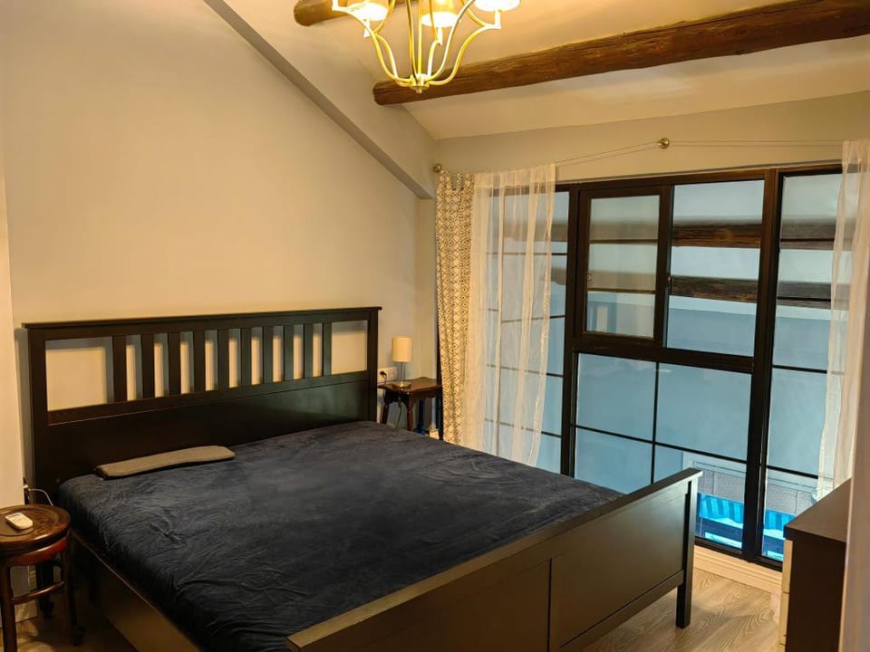 Shanghai Nanjing west Rd. 上海南京西路公寓 Apartment in Shanghai