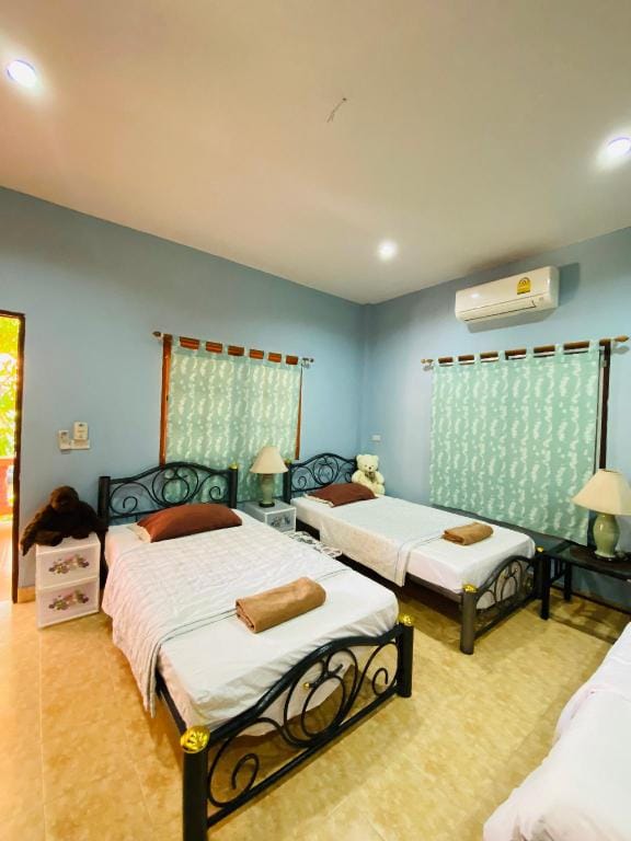 Ganesha Beachfront apartment Vacation rental in Rawai
