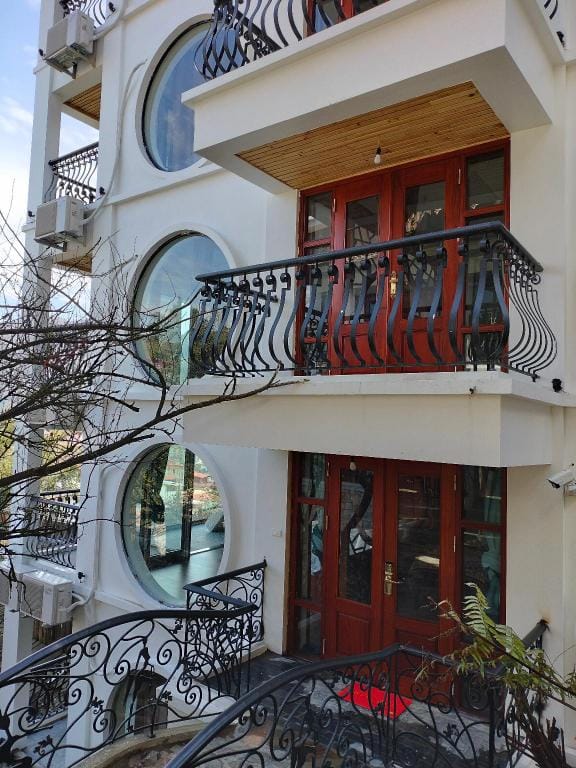 O 0868037892 Vacation rental in Laos