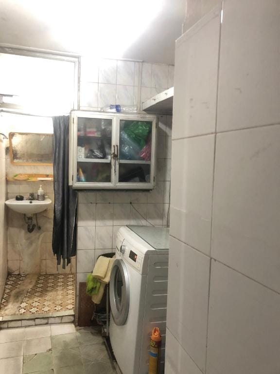 Heart of Old Quarter- CHEAP -PROJECTOR- Share WC Vacation rental in Hanoi