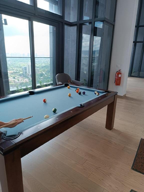 High Floor Luxury Family suites Kuala Lumpur BBCC Apartment in Federal Territory of Kuala Lumpur