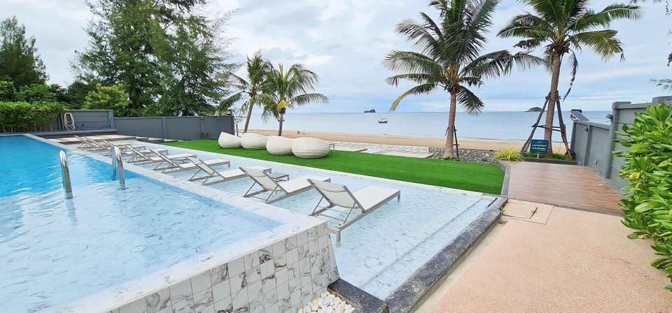 Carapace Huahin - Khaotao (Beachfront Accommodation) Apartment in Nong Kae