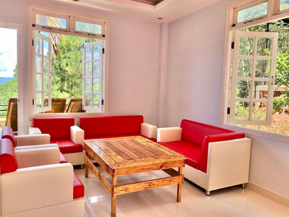 Apartment 3 Bedroom/City & Mountant View Vacation rental in Dalat