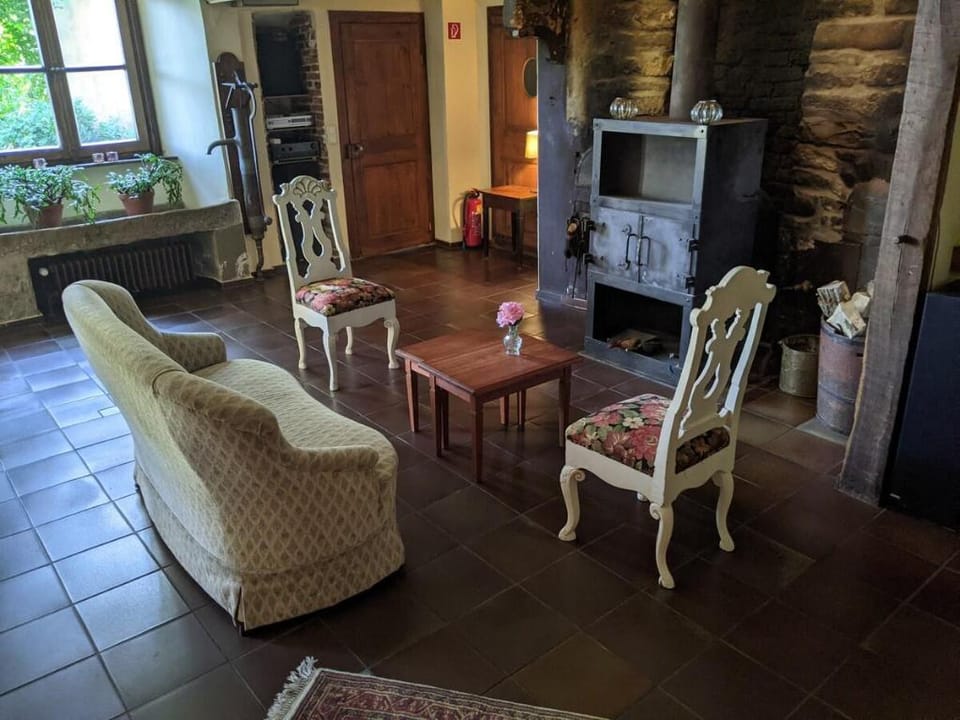 Haus Keppelborg: ZI Antonia mit Kirchplatzblick Apartment in North Rhine-Westphalia