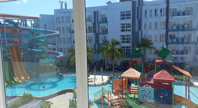 PENTAPOLIS WONGKITO - AQUA BOOM Water Park Hotel in Indonesia