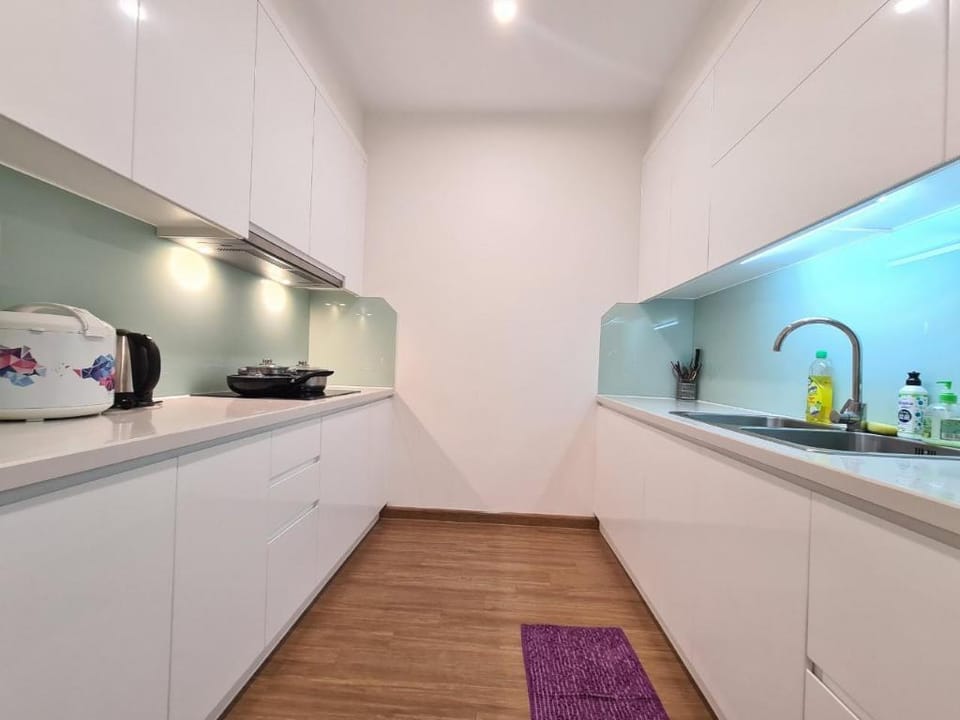 FSB Homestay 1Bedroom Vinhome Sky Lake Apartment in Laos