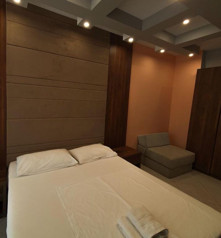 Lovely Bedroom in Shëngjin Apartment in Europe