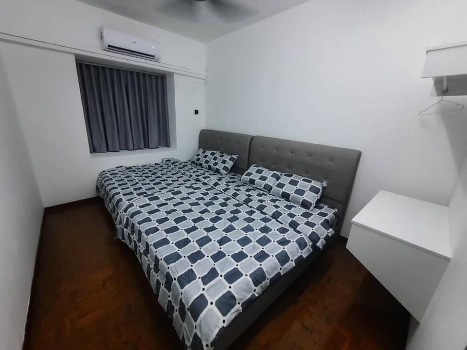 XHQ Home Stay - Bay View Condominium (Blok B-9-2 ) Vacation rental in Port Dickson
