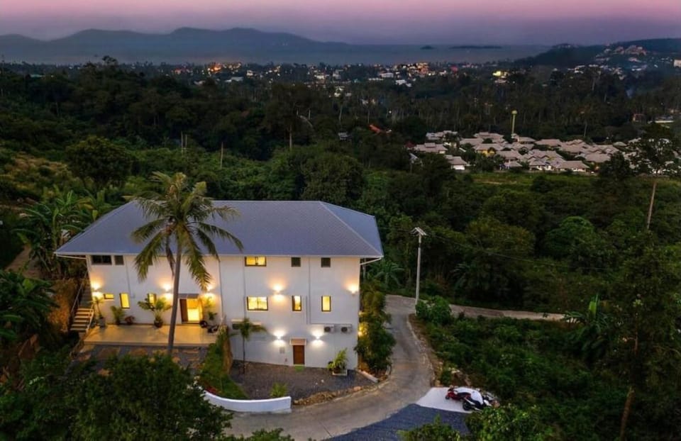 Five Bedroom Seaview Villa Mena 2 SDV121B Vacation rental in Ko Samui
