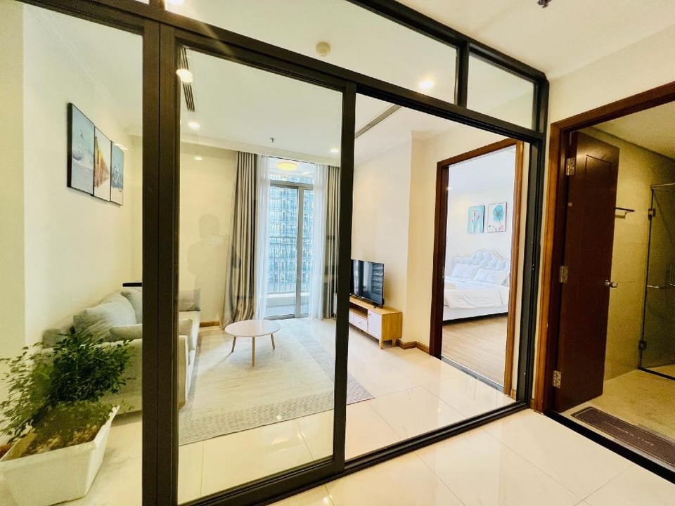 Apartment 1 bedroom at Landmark - VINHOMES Apartment in Ho Chi Minh City