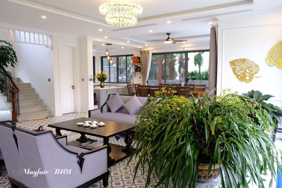 Villa Mayfair B101 - 3 Bedrooms with Lake View Dai Lai Villa in Laos