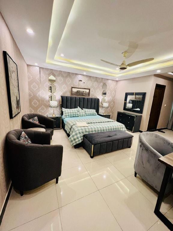 Luxury Apartments Available Apartment in Lahore