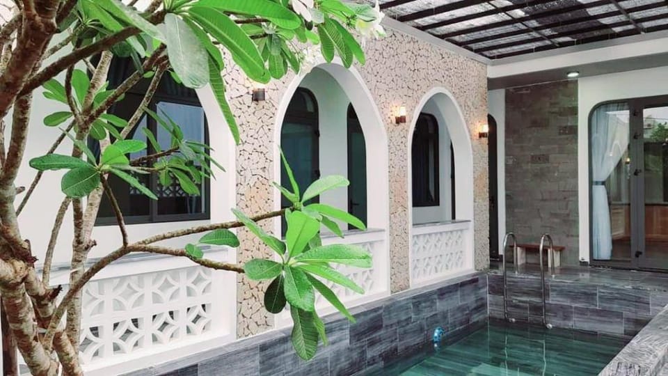 Pool Villa Private 4BR - Plumeria Villa  Villa in Hoa Hai