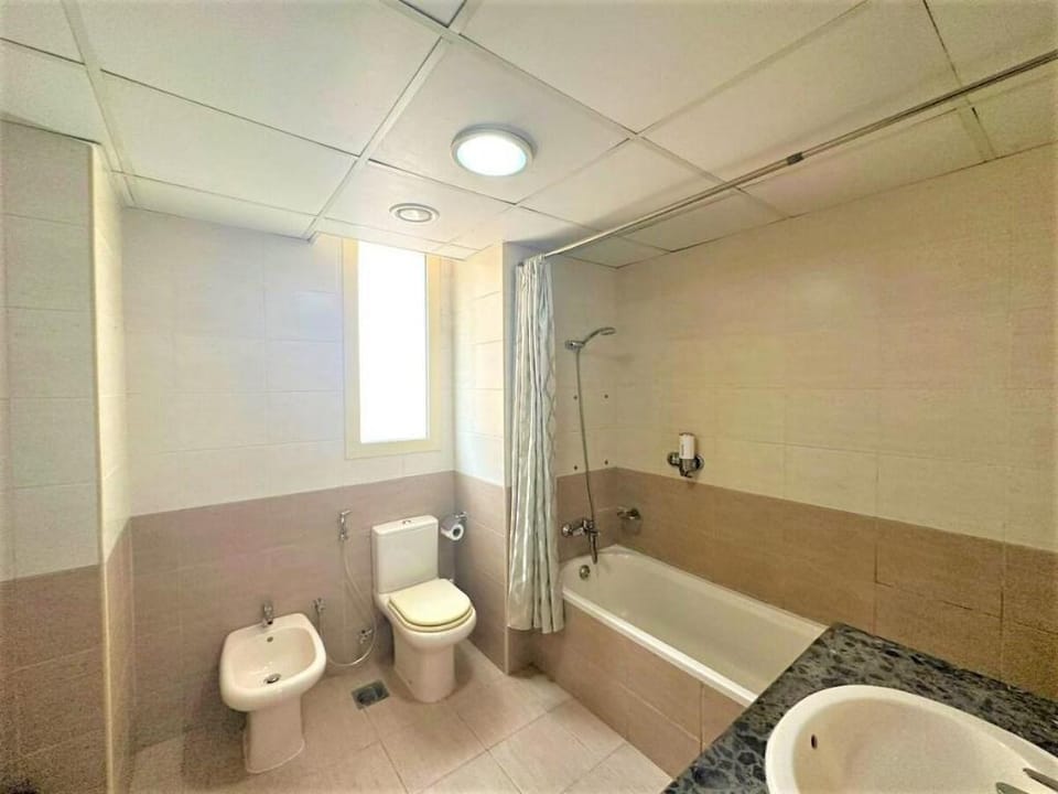 Stunning Apartment with Lagoon view in RAK Apartment in Ras al Khaimah