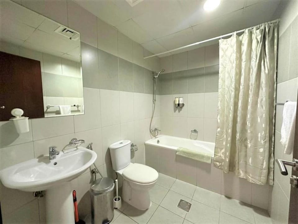 Gorgeous 3B Villa with Balcony in Ras Al Khaimah Apartment in Ras al Khaimah