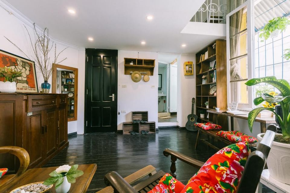 Private Vintage apt near Hoan Kiem Lake Vacation rental in Hanoi