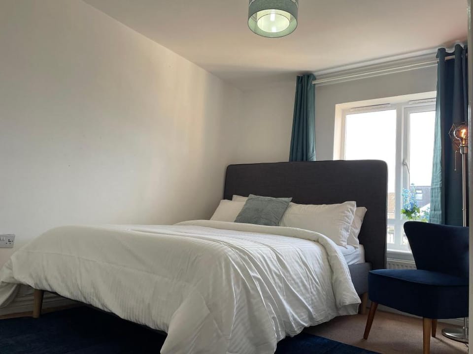 Luxury Large Rooms in West Thurrock, Grays Vacation rental in Grays