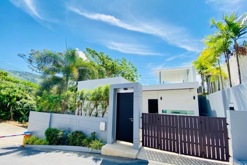 Kamala 2BDR Pool Villa 卡马拉山景泳池别墅 Vacation rental in Kamala