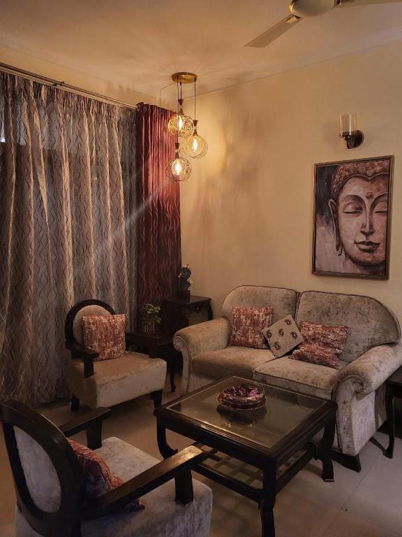 Cosy Condominium  Apartment in Delhi