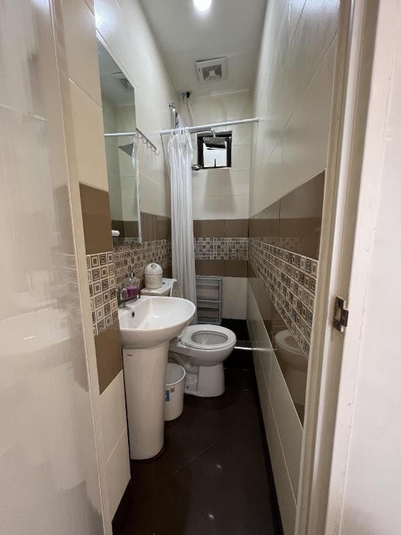 STAYCAYTION ACTIVITY AREA OR WEDDING 4 TO 20 PAX Apartment in Marikina