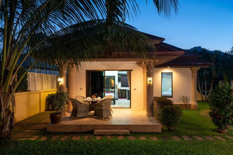 Garden bungalows 4br with private pool Vacation rental in Rawai