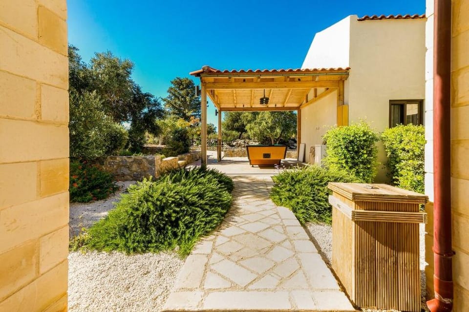 Luxury Villa Freedom for a private Family Vacation Villa in Crete