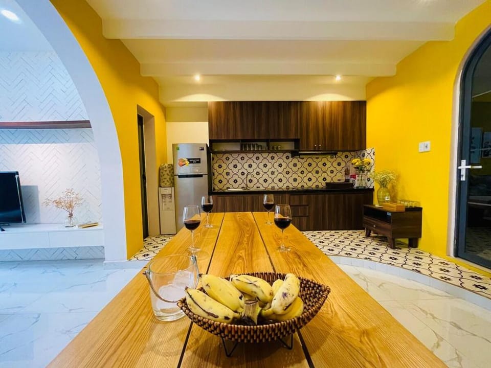 Danatri Villa/4BRs/MyKhe Beach/Central/FreeAirport Vacation rental in Da Nang