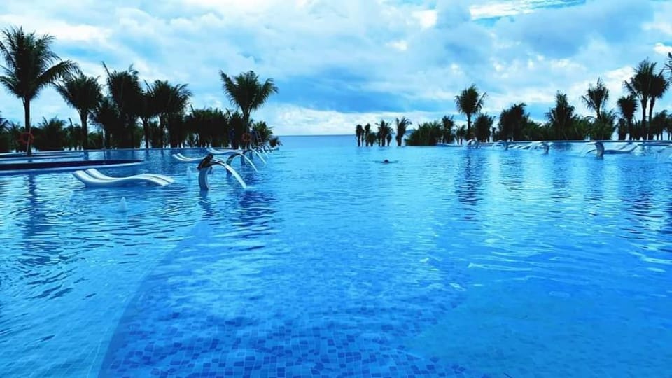 Sunshine Cam Ranh Beach House - Nha Trang Apartment in Khanh Hoa Province