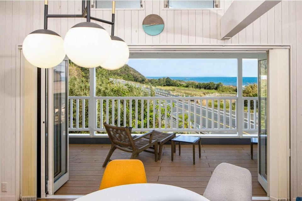THE VILLA SHARE -ocean side kanegahama- Villa in Japan