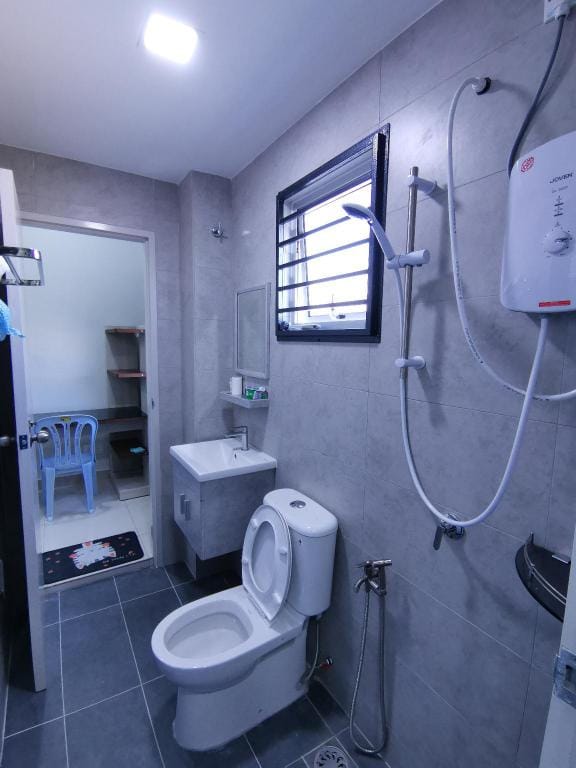 Entire Home at Indahpura, Kulai Vacation rental in Johor