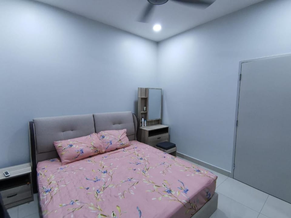 Entire Home at Indahpura, Kulai Vacation rental in Johor
