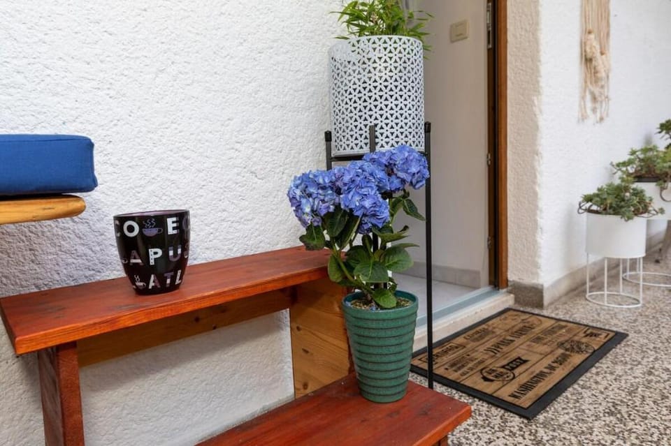 Bright & Airy ☼ 1BR Getaway close to All You Need Apartment in Split