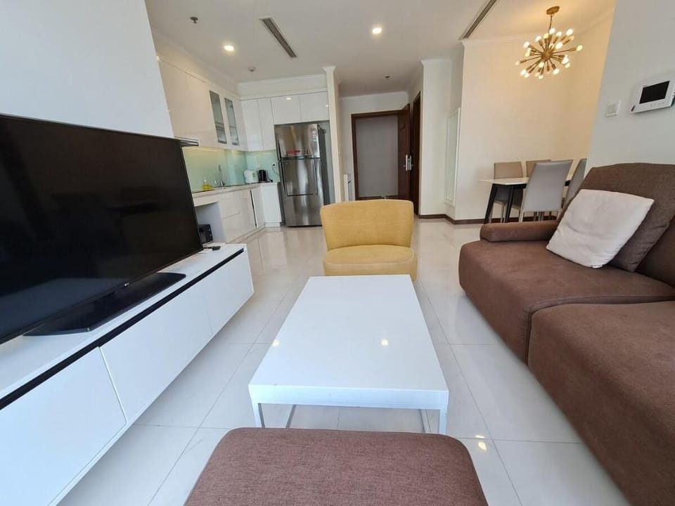 Vinhome Central Park Cho Thuê Hai Phòng Ngủ  Vacation rental in Ho Chi Minh City