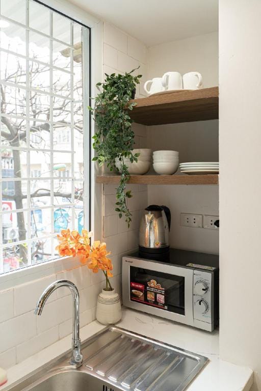 The 1923 Home w/ patio & tub 5' to HoanKiem lake Apartment in Hanoi