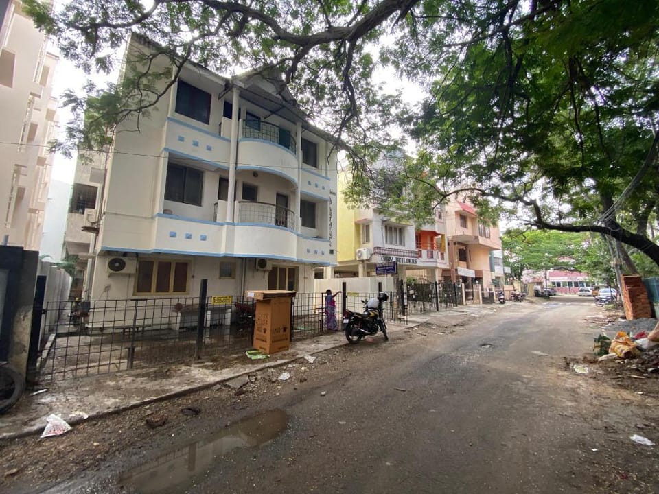 Spacious 3bhk in Adyar near OMR Apartment in Chennai