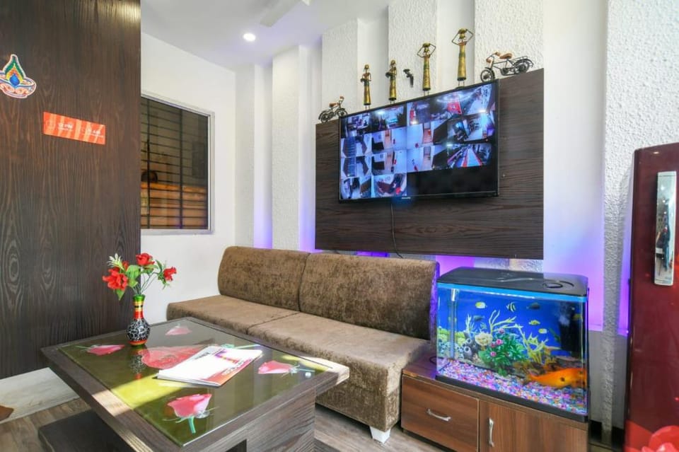 Hotel Aarav Vacation rental in India
