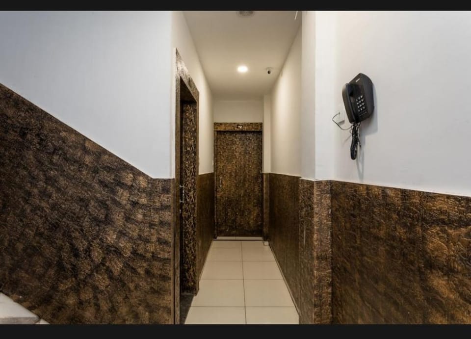 Hotel Aarav Vacation rental in India