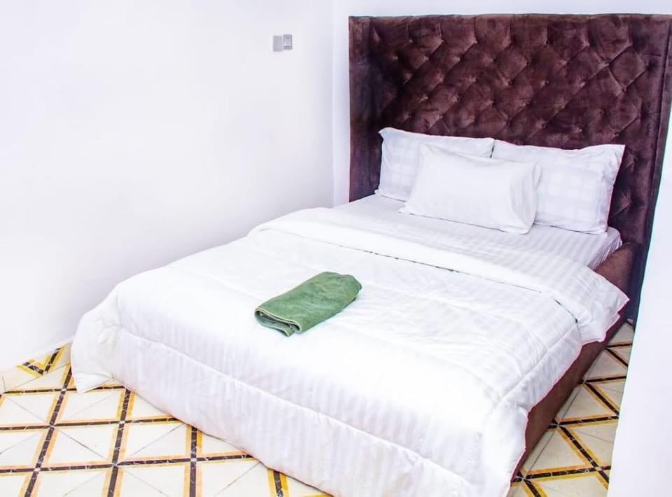 Furnished Affordable 3 Bedroom Apartment Vacation rental in Lagos